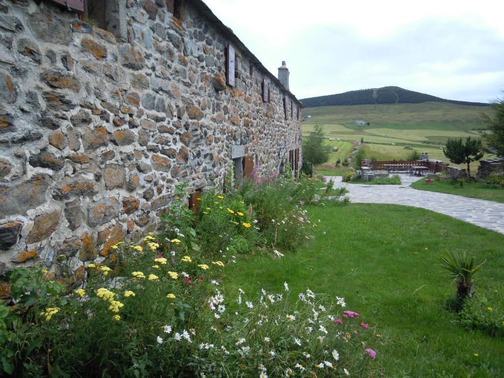 Le Francillon Bed & Breakfast Les Estables Dış mekan fotoğraf